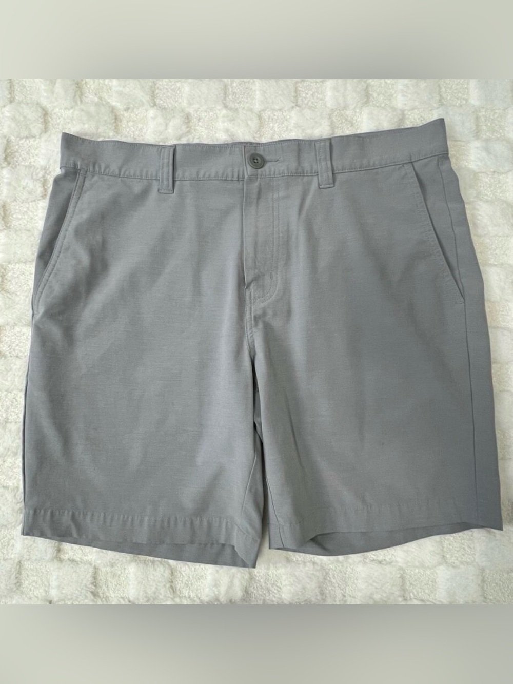 Travis Mathew Men's Flat Front Shorts in Light Gray